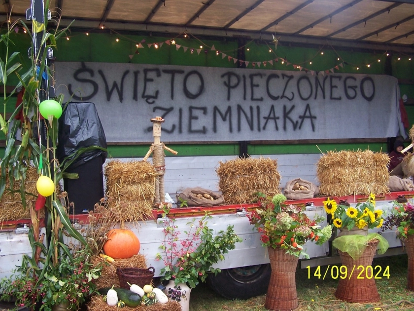 Święto Pieczonego Ziemniaka w Dębinach