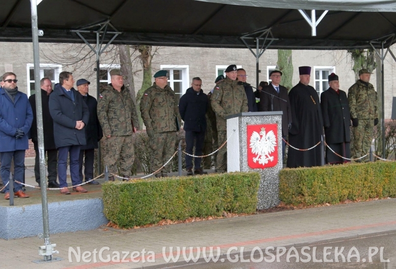 Delegacja ZSEiT na pożegnaniu wojskowego kontyngentu „Łotwa”